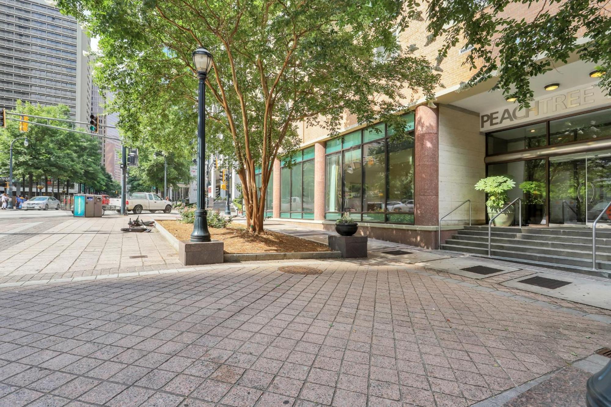 1 Bedroom Downtown Condo Amazing Location*Self Check-In** Атланта Экстерьер фото